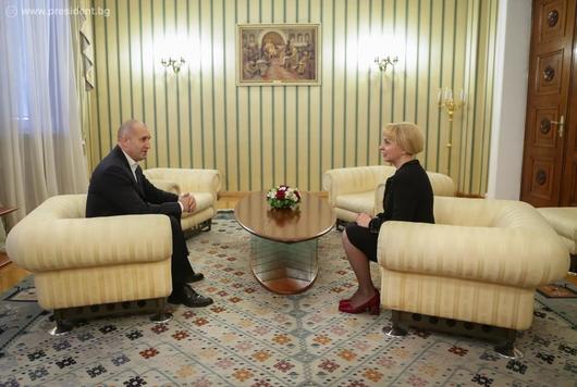 Диана Ковачева и Петър Чобанов отпадат от списъка за избор на служебен премиер 