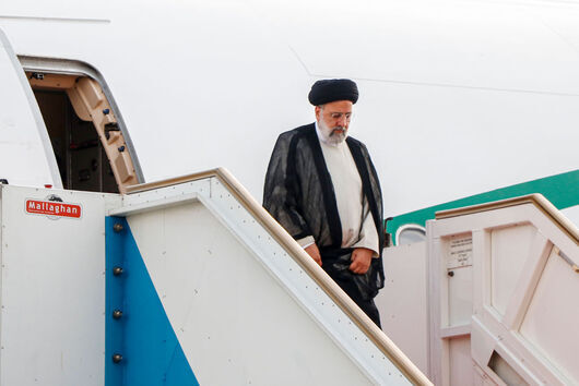 Спасителни екипи издирват президента на Иран след инцидент с хеликоптер (Обновена)