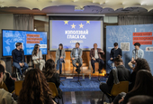 Как да привлечем младите към политиката? София посреща роуд шоуто на подкаста "Европеец"