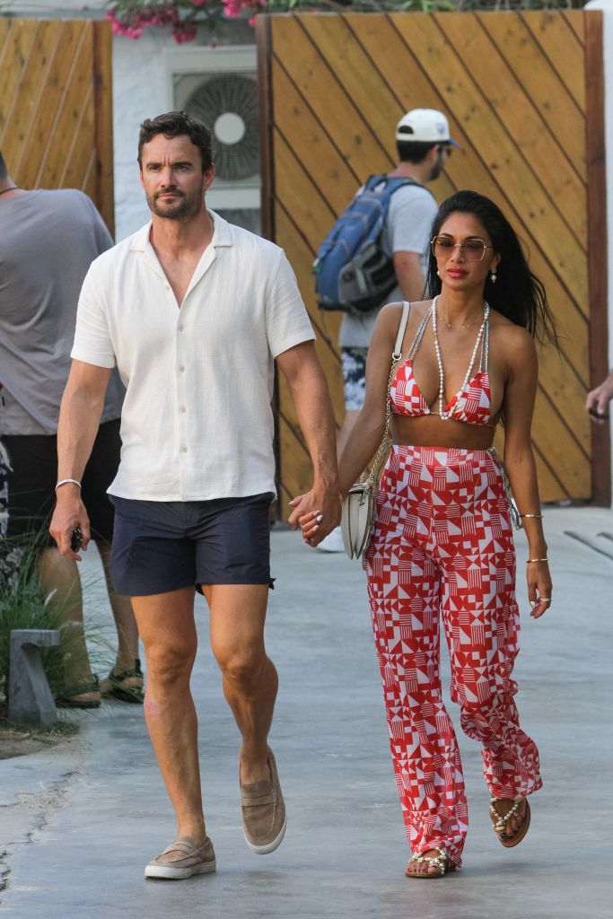  Никол Шерцингер и годеникът ѝ Том Еванс 