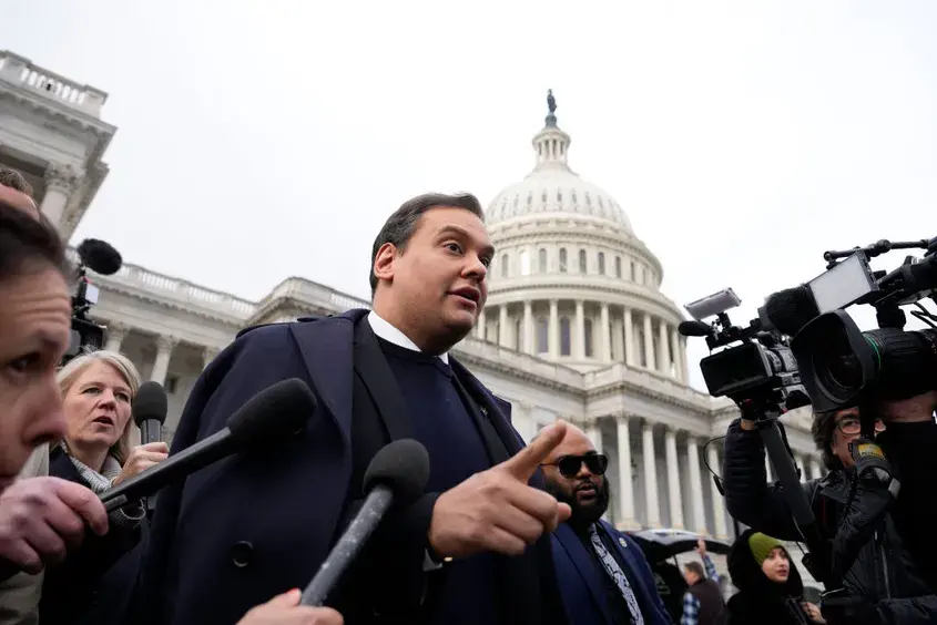  Джордж Сантос - някогашният конгресмен от Ню Йорк 