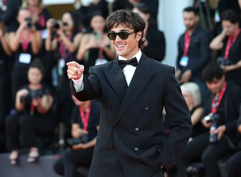  Джейкъб Елорди 