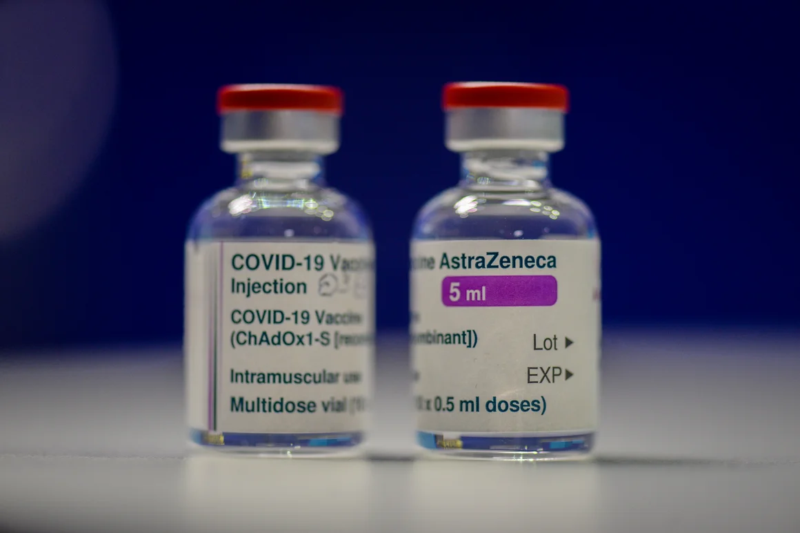 Имунизацията с AstraZeneca в България спира временно