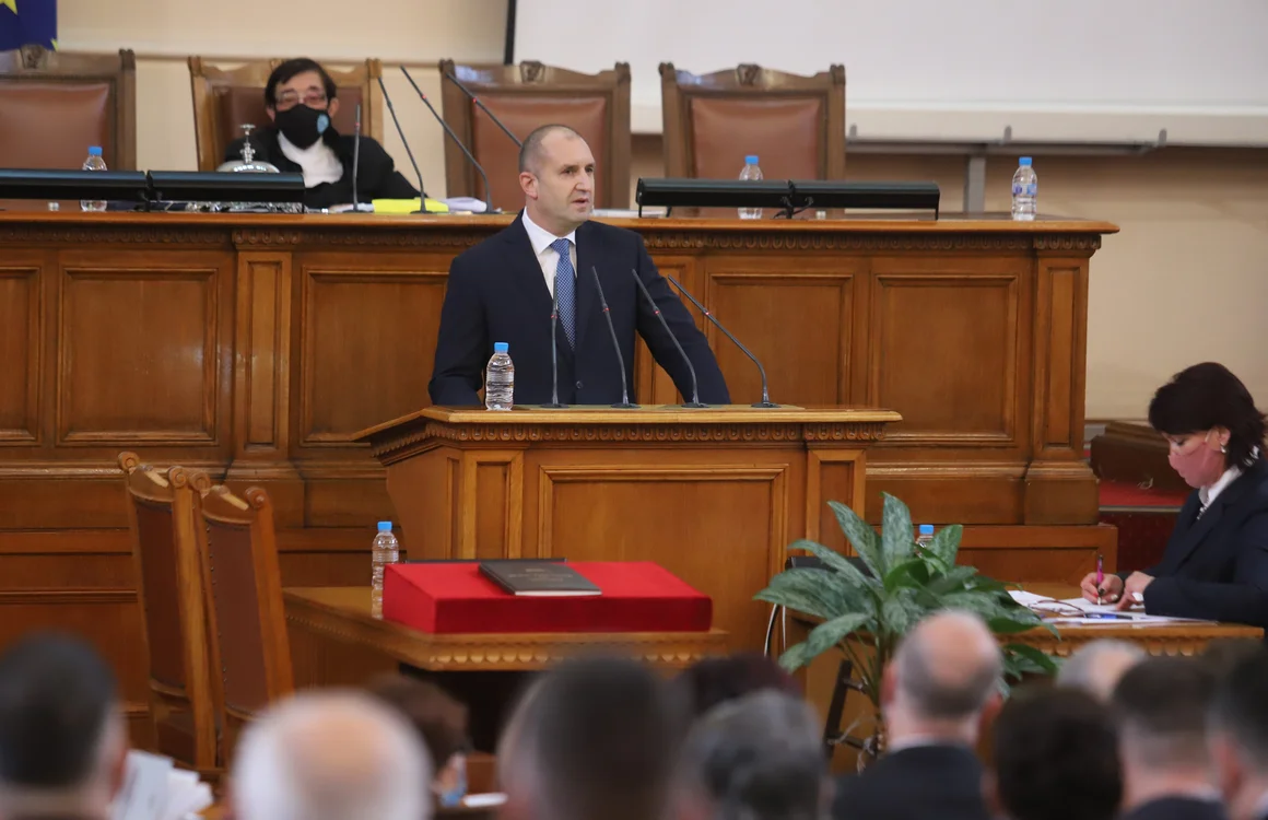 Радев пред ГЕРБ: Не съм и не мога да бъда архитект на бъдещото управление
