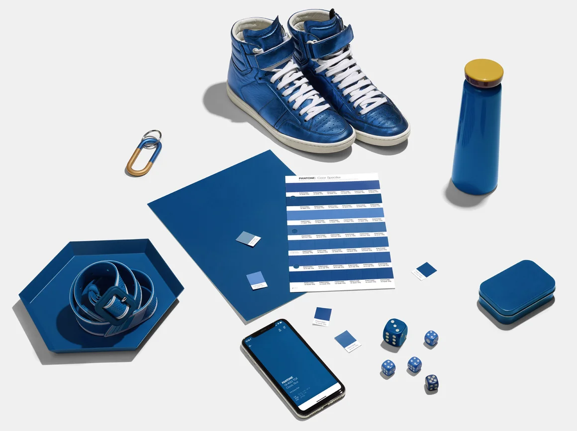 "Като картина на Пикасо, като нощ над Сахара". Цветът на 2020 г. според Pantone