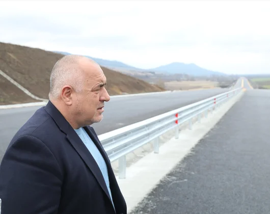 Над половин милиард км. магистрала и 555 555 шарана