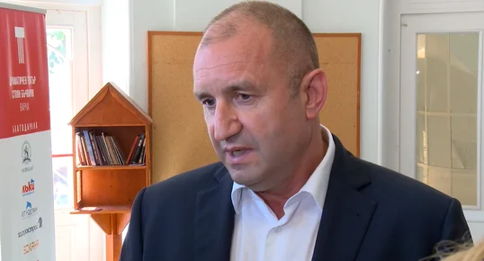 Румен Радев: Партиите не могат да се крият зад служебния кабинет