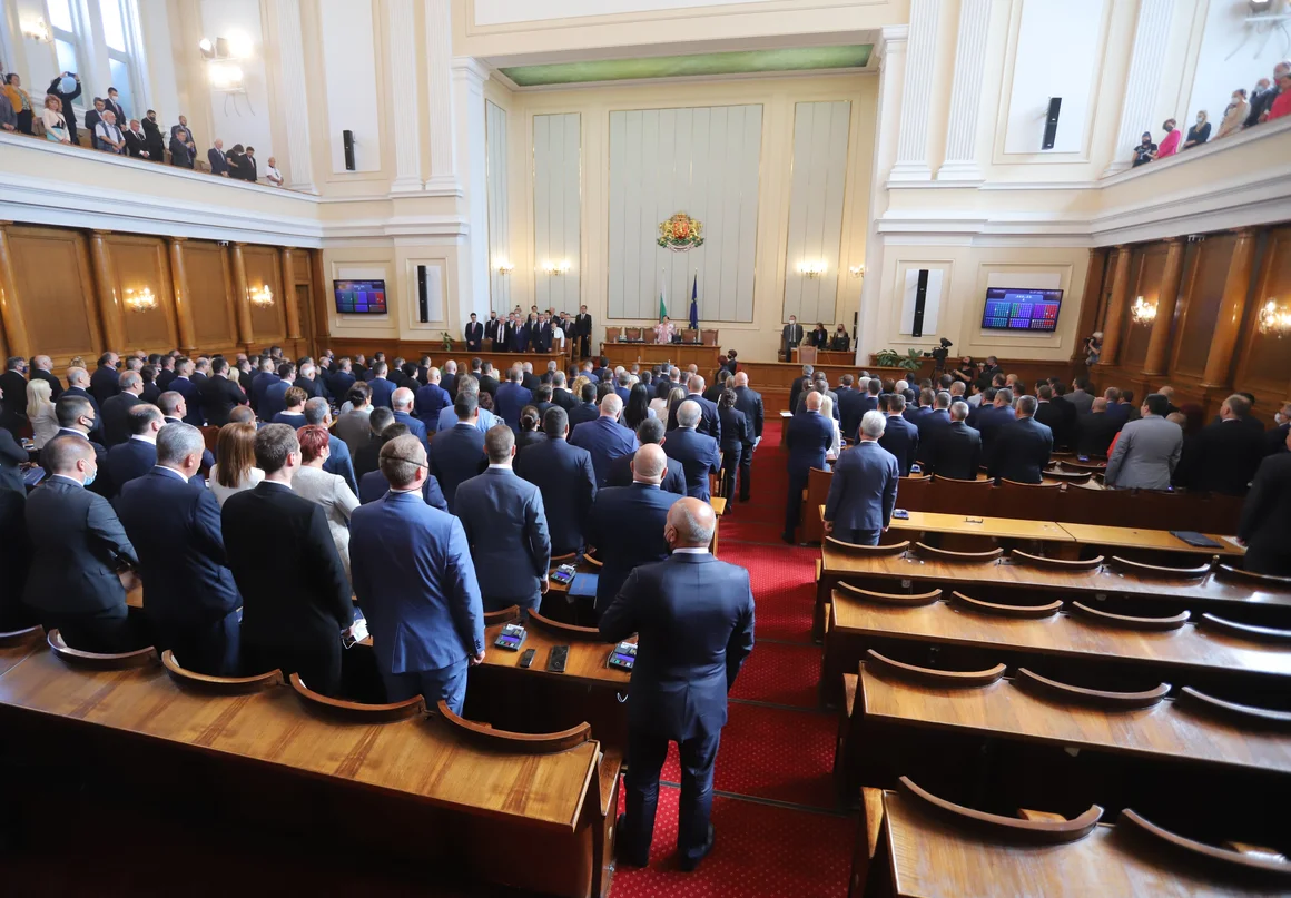 Новият списък с министрите на ИТН: Петър Илиев може да оглави МВР, Гроздан Караджов - транспорта