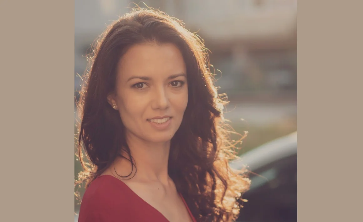 Коя е Наталия Митева - американската възпитаничка, предложена от ИТН за министър на образованието и иновациите 