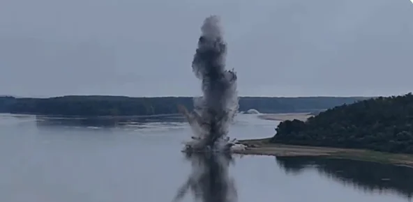 Румъния взриви скала в Дунав, за да осигури вода за АЕЦ "Черна вода"