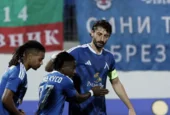 "Левски" вече побеждава рутинно. "Сините" са на върха в България 