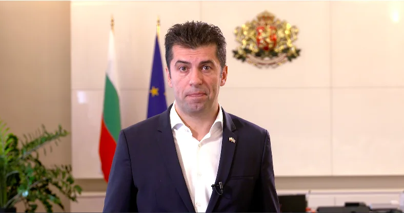 Кирил Петков отлага посещението си в Северна Македония 