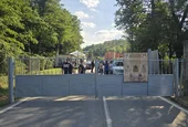 Пожарът в склада на „ЕМКО“ е започнал отвътре, но не е ясно какво го е предизвикало