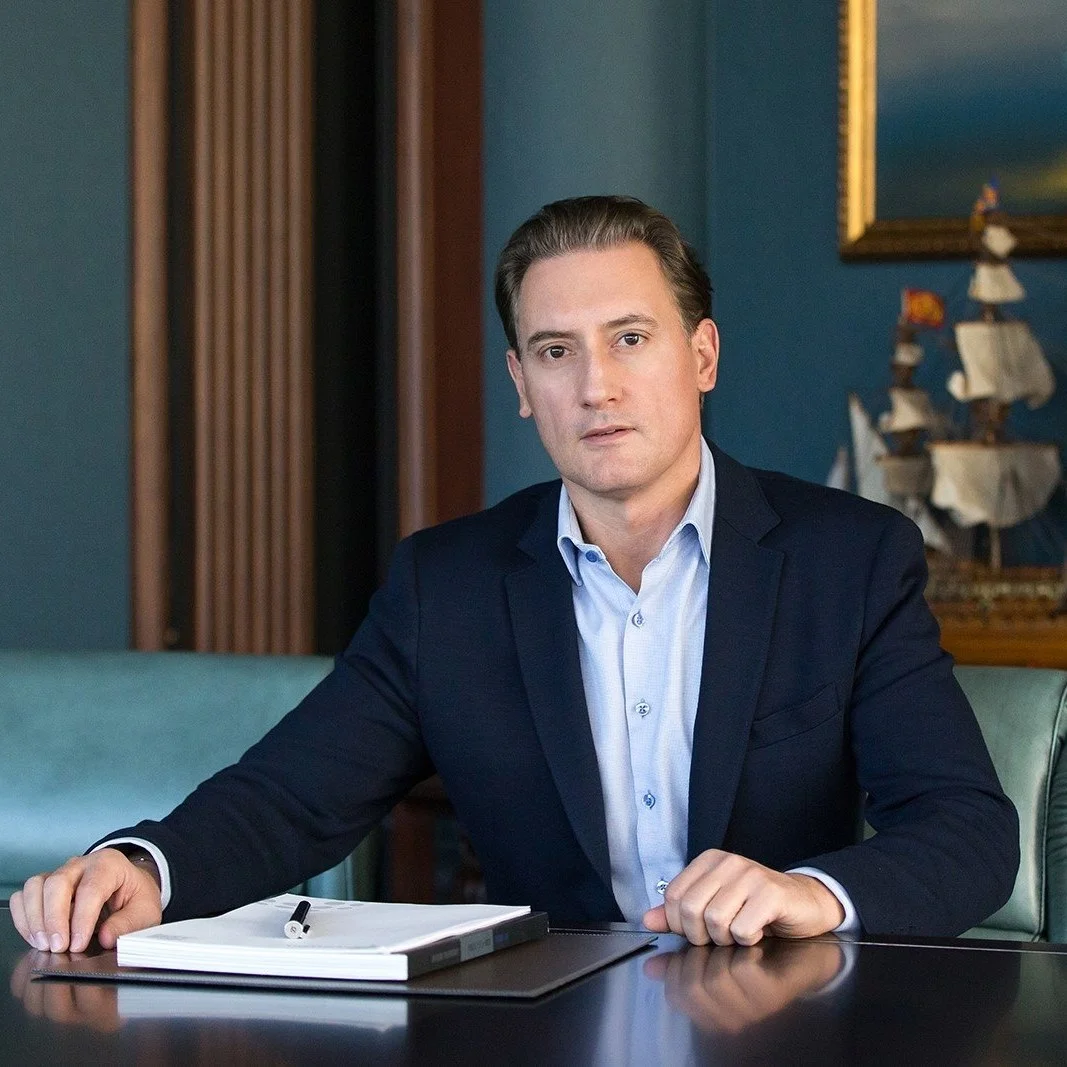 Братя Домусчиеви са първите български милиардери според Forbes