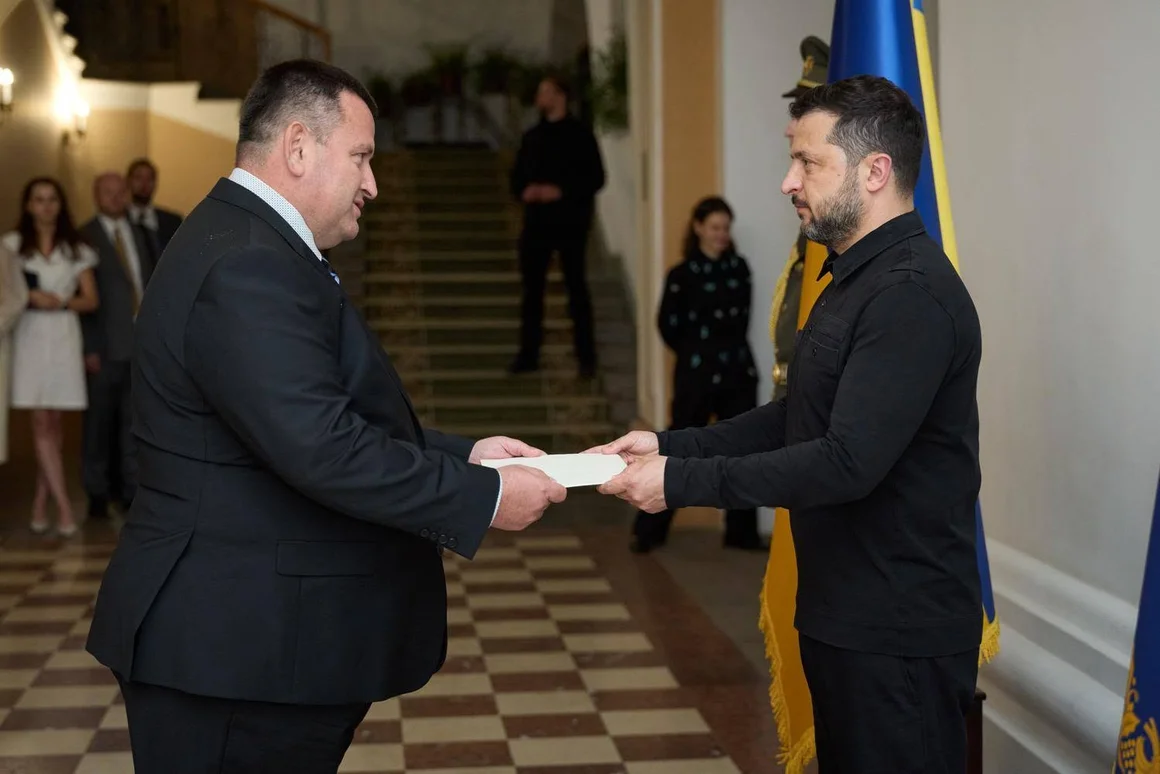 Кой е Златин Кръстев - новият посланик на България в Украйна