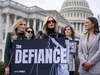 Парис Хилтън лобира за закон жертвите на deepfake порно да могат да съдят създателите му