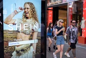 Shein загуби 8% в разочароващия си първи ден на борсата