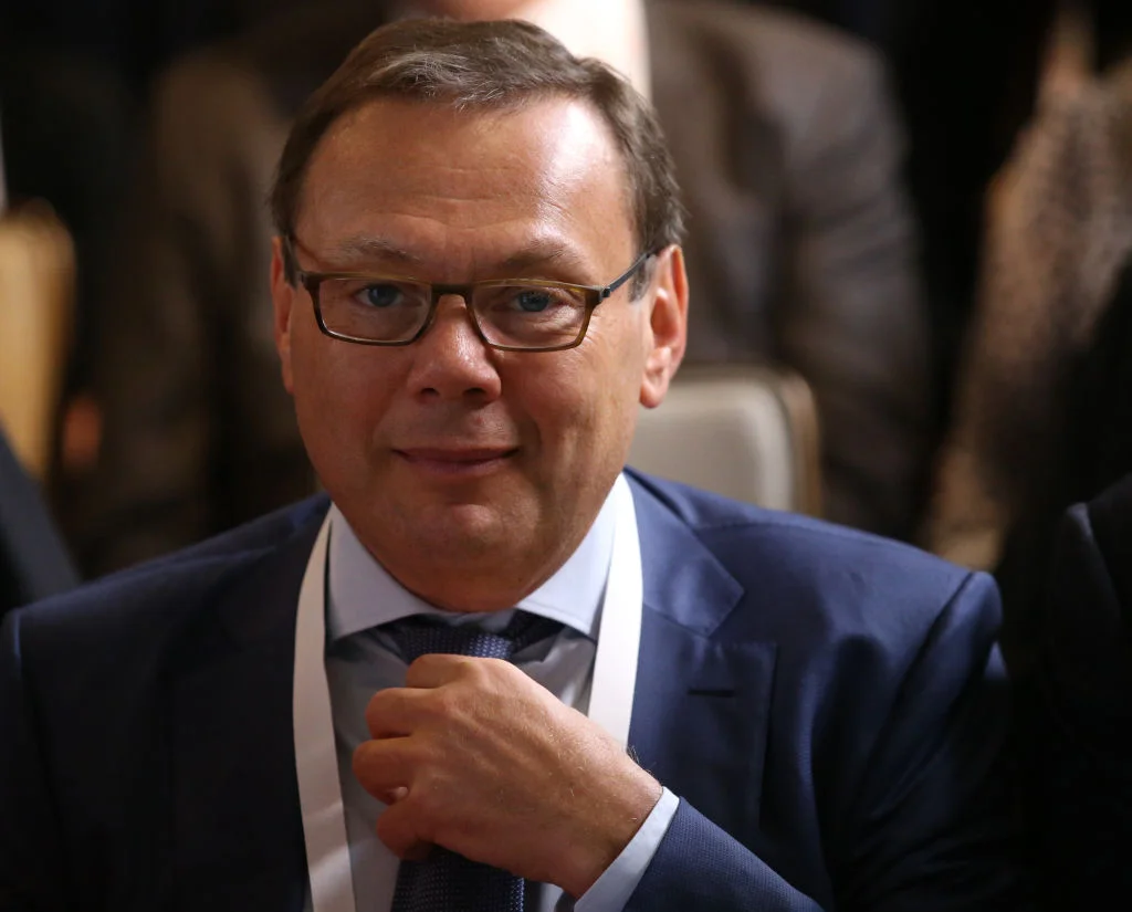 Съдът на ЕС отмени санкциите на руските олигарси Михаил Фридман и Пьотр Авен