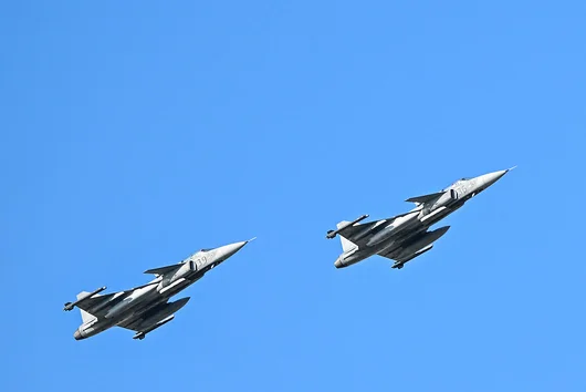 Унгарски изтребител Gripen се разби край Солнок