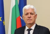 Наши политици подпомагат хибридната война на Иран, обяви Димитър Стоянов, но не ги назова