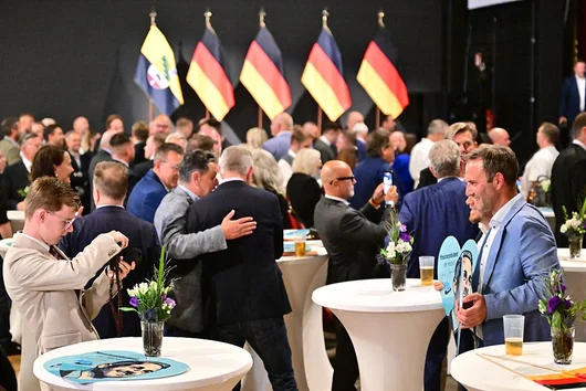 Първи прогнози: AfD печели рекордни 44% в Саксония-Анхалт, но може да няма свое правителство