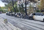 Над десет автомобила изгоряха при два палежа в София