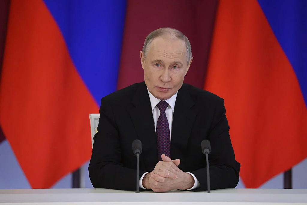Русия гласува на предизвестени избори за нов парламент за първи път от началото на войната