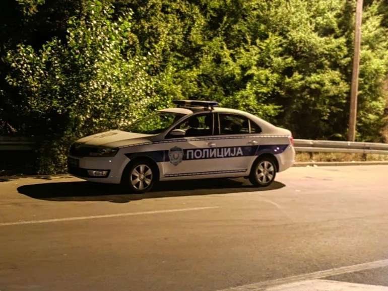 Сърбия и Косово на ръба на конфликта: Косово отстъпи с месец за сръбските документи