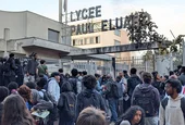 Ученици протестират във Франция, стигна се до сблъсъци с полицията