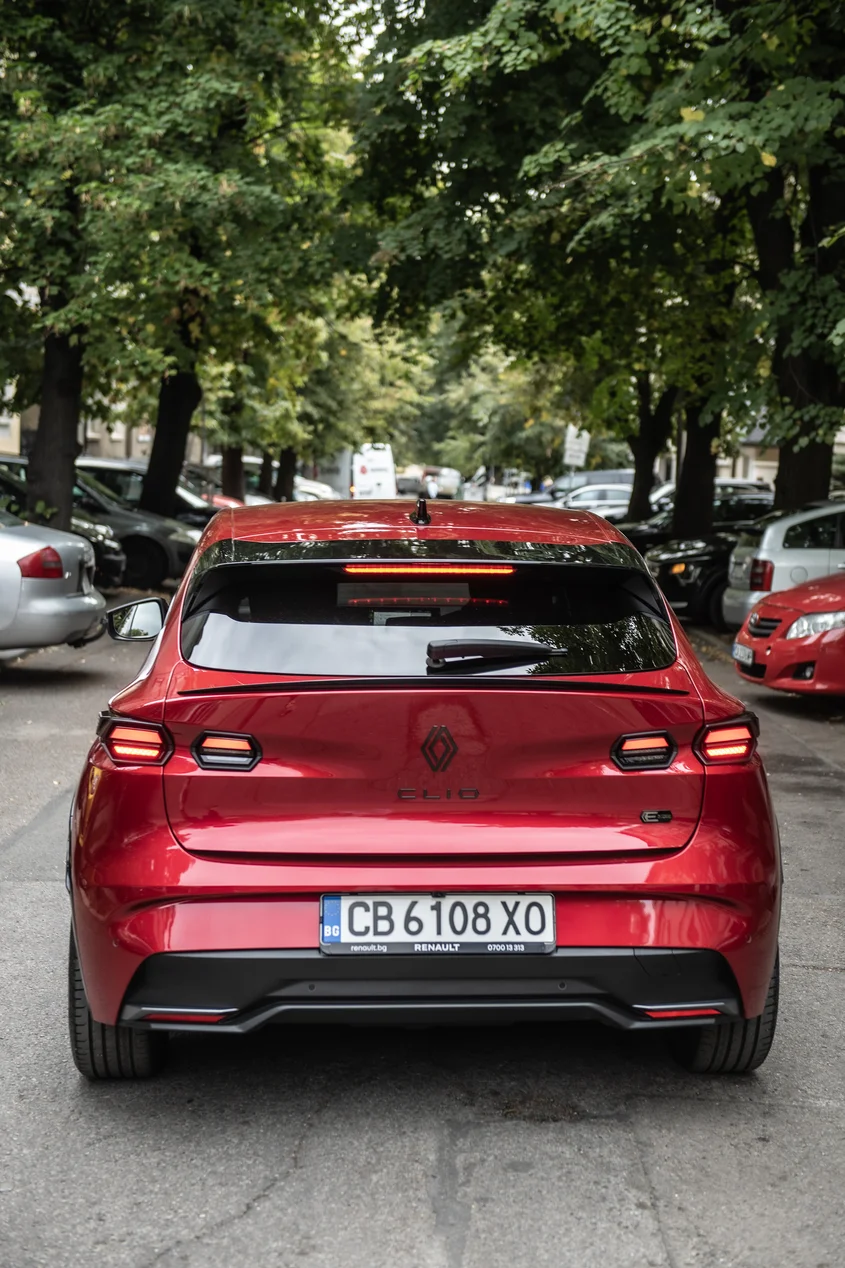 Clio back 2