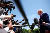 Съд нареди да бъде възстановен достъпът на CNN, MS NOW и Politico до Белия дом