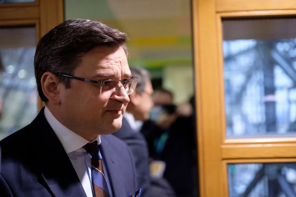Дмитро Кулеба специално благодари на Йотова за подкрепата за Украйна