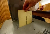   Швейцарците отхвърлиха на референдум засилване на неутралитета им