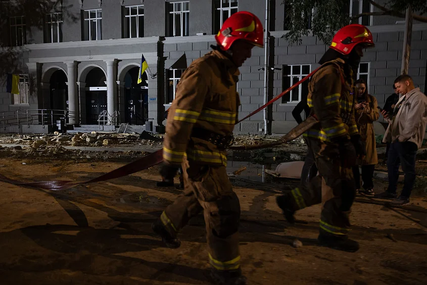 Зеленски обвини Русия, че е нарушила току-що обявеното енергийно примирие на Тръмп