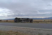 Силен вятър обърна камион на Подбалканския път