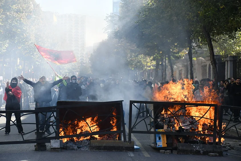 Албания_протест