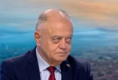 Атанас Атанасов: Радев се опитва да поддържа имидж на натовски генерал навън, а в България е чист русофил