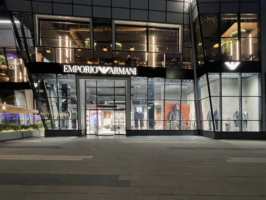Emporio Armani официално откри новия си магазин и Armani/Caffè в Бургас