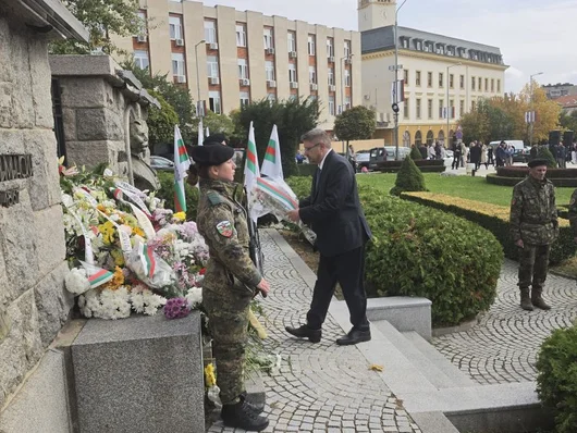 Областната администрация в Сливен посрещна Кирил Вълчев като официално държавно лице