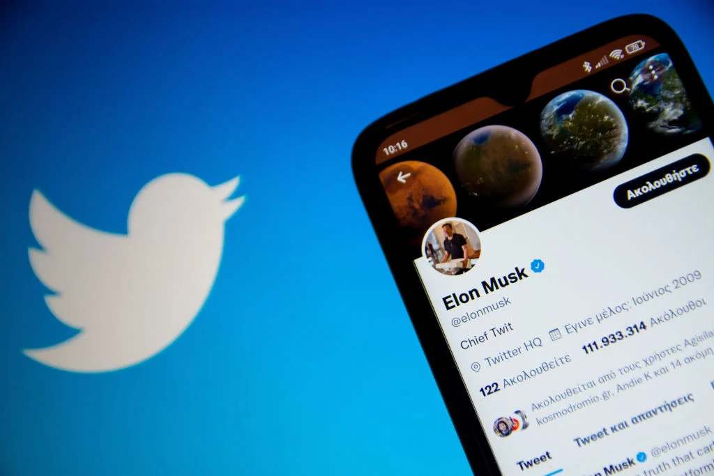 Не само в синьо: Twitter вече ще има отметки в различни цветове за верифицираните акаунти