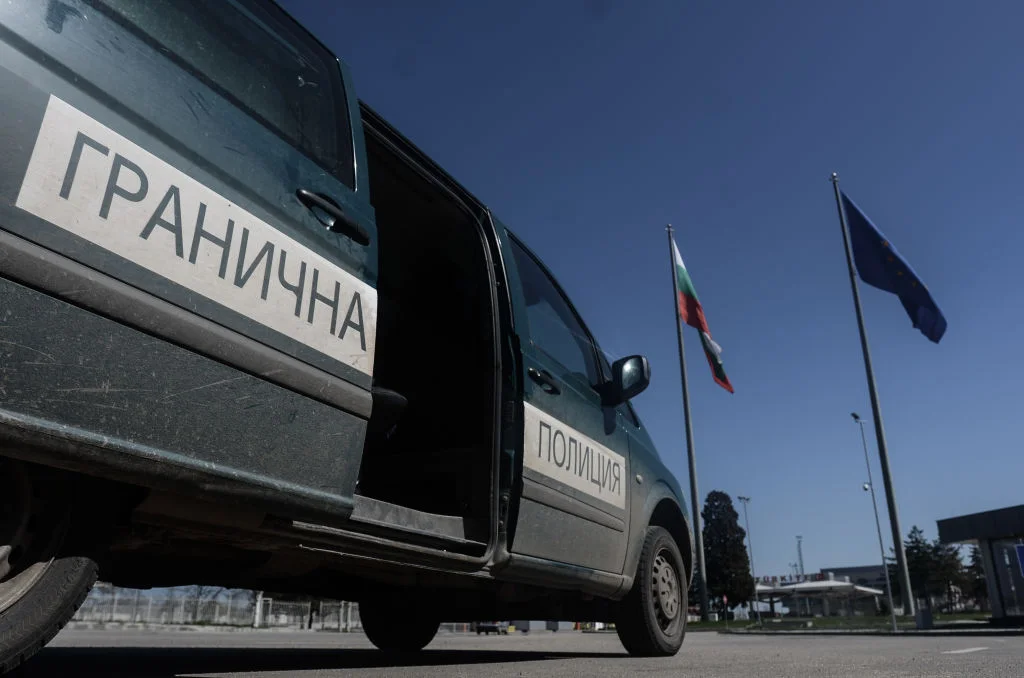 Шенген може да приеме Хърватия, но без България и Румъния 