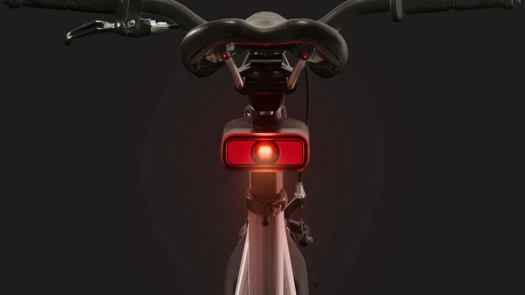Устройство за безопасност при колоездене с GPS от DOTS.bike 