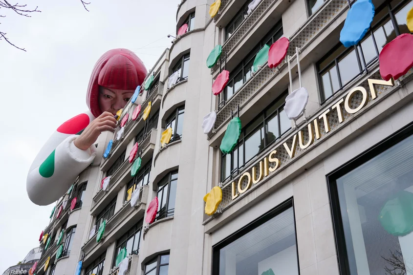 yayoi_kusama_sculpture
