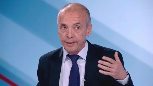 Доц. Мангъров за щаба: Като не можеш да носиш отговорност, просто си иди 