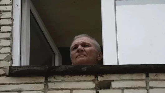 Бягството на Алексей Москальов: Бащата, осъден на затвор заради детска рисунка срещу войната