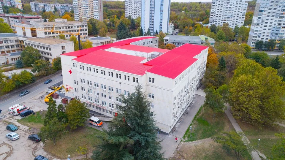 Детето от Русе, оцеляло след удара от мълния, вече е изписано от болница