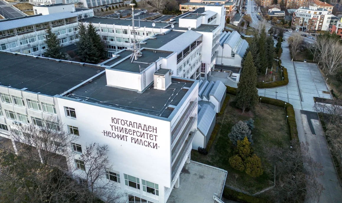 10 бивши преподаватели от ЮЗУ поискаха анулиране на незаконните дипломи