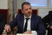 Делян Добрев обяви "напреднали преговори" с Tesla за инвестиции в батерии в България