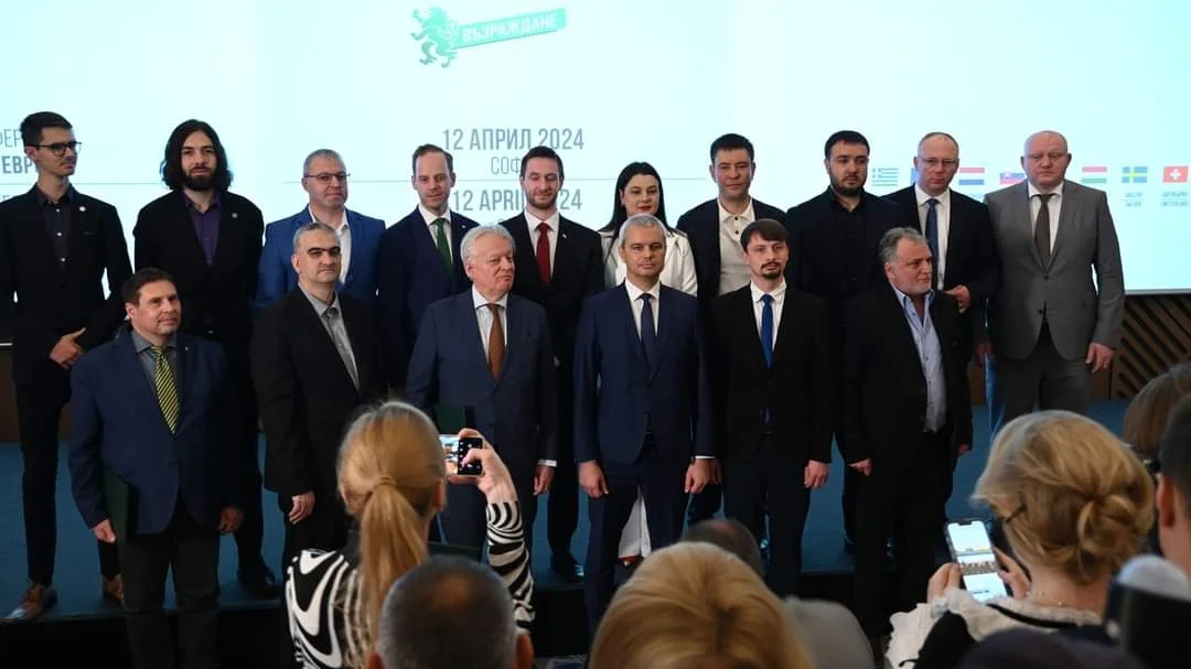 Какво се случи с групата на "Възраждане" в Европарламента
