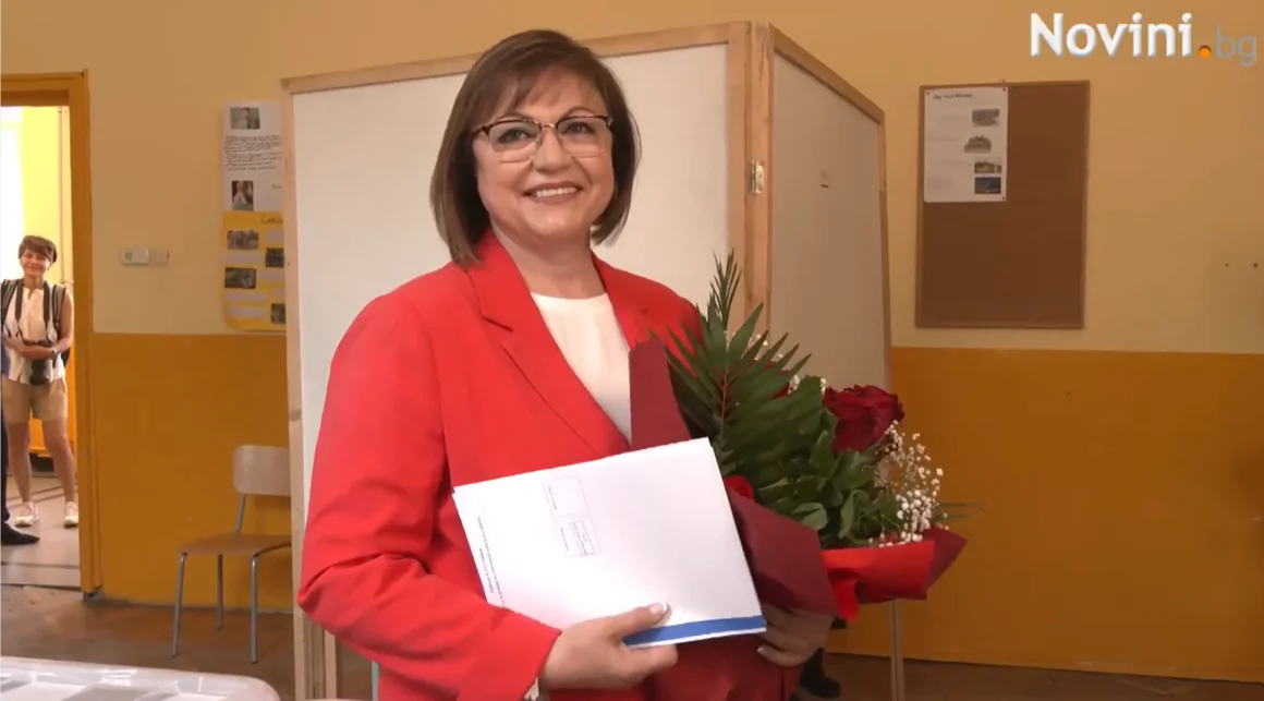 Корнелия Нинова гласува "за мир" с рози под ръка, Костадин Костадинов "за демокрация"